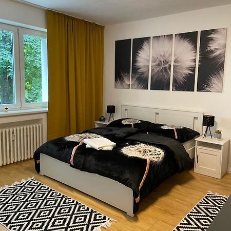 Studio Apartment Dandelion Bratislava Exteriör bild