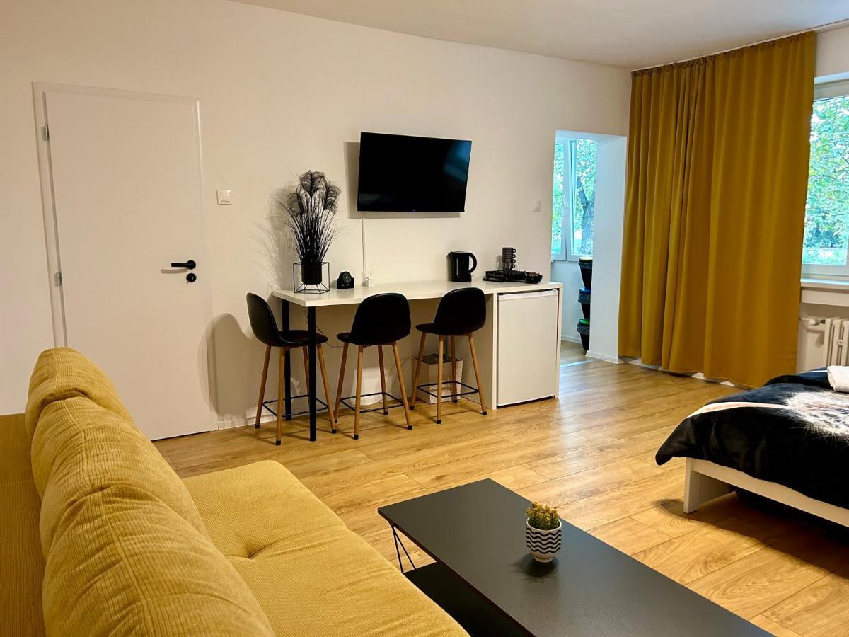 Studio Apartment Dandelion Bratislava Exteriör bild